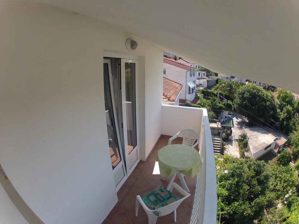 Apartments Goic Jelsa  Kamer foto