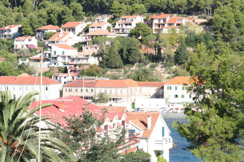 Apartments Goic Jelsa  Kamer foto