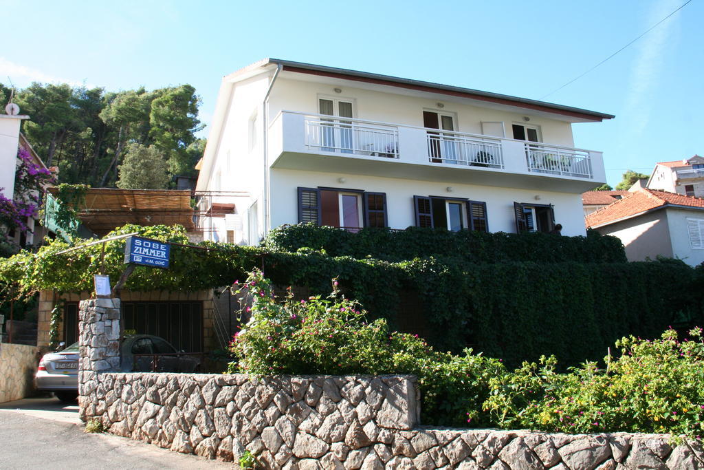 Apartments Goic Jelsa  Buitenkant foto